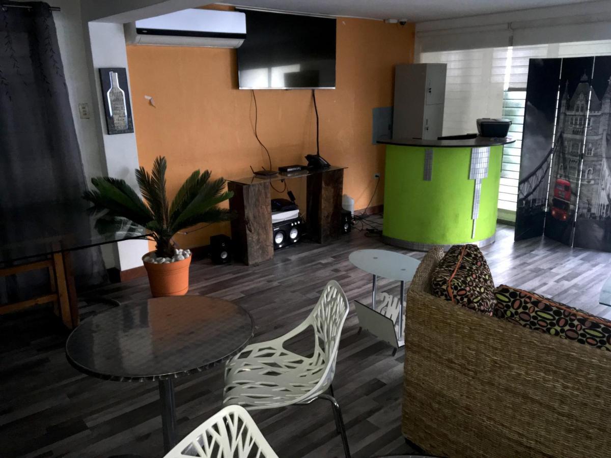 Serenade Lodging Rooms ปานามาซิตี้ ภายนอก รูปภาพ