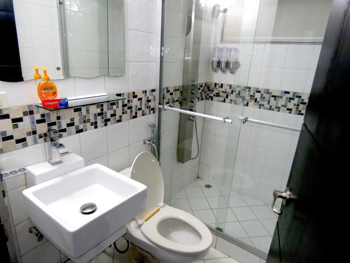 Serenade Lodging Rooms ปานามาซิตี้ ภายนอก รูปภาพ